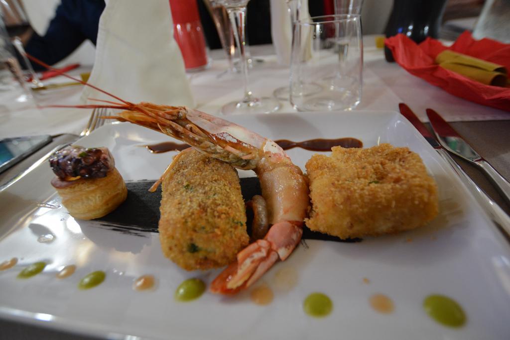 Abas Ristorante Pizzeria Affittacamere Ales Exterior photo